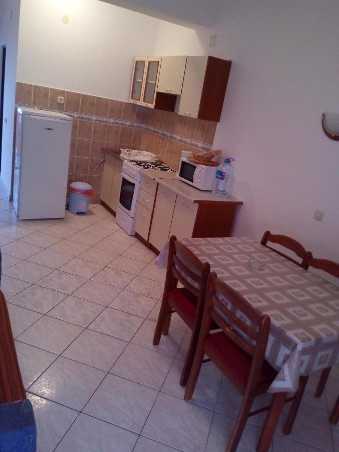 Maslina Apartment วีร์ ภายนอก รูปภาพ