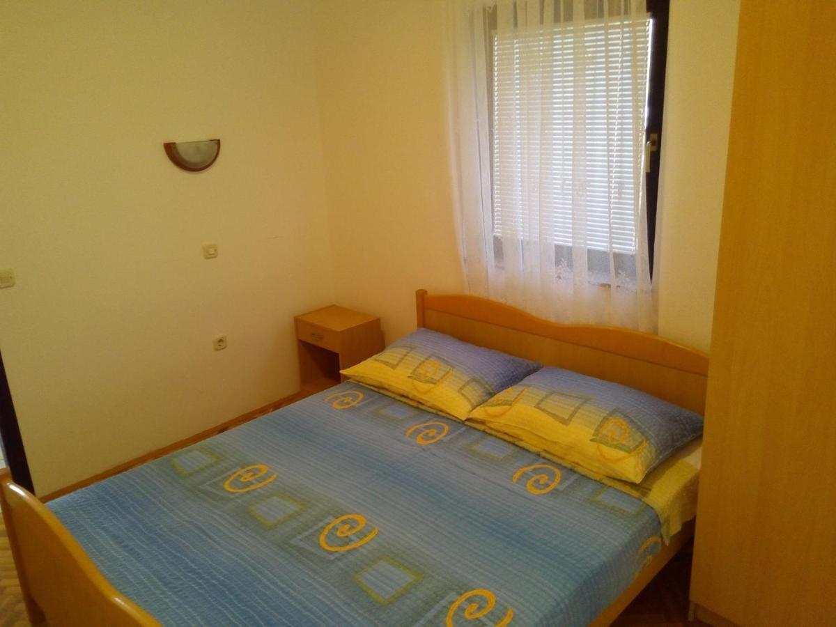 Maslina Apartment วีร์ ภายนอก รูปภาพ