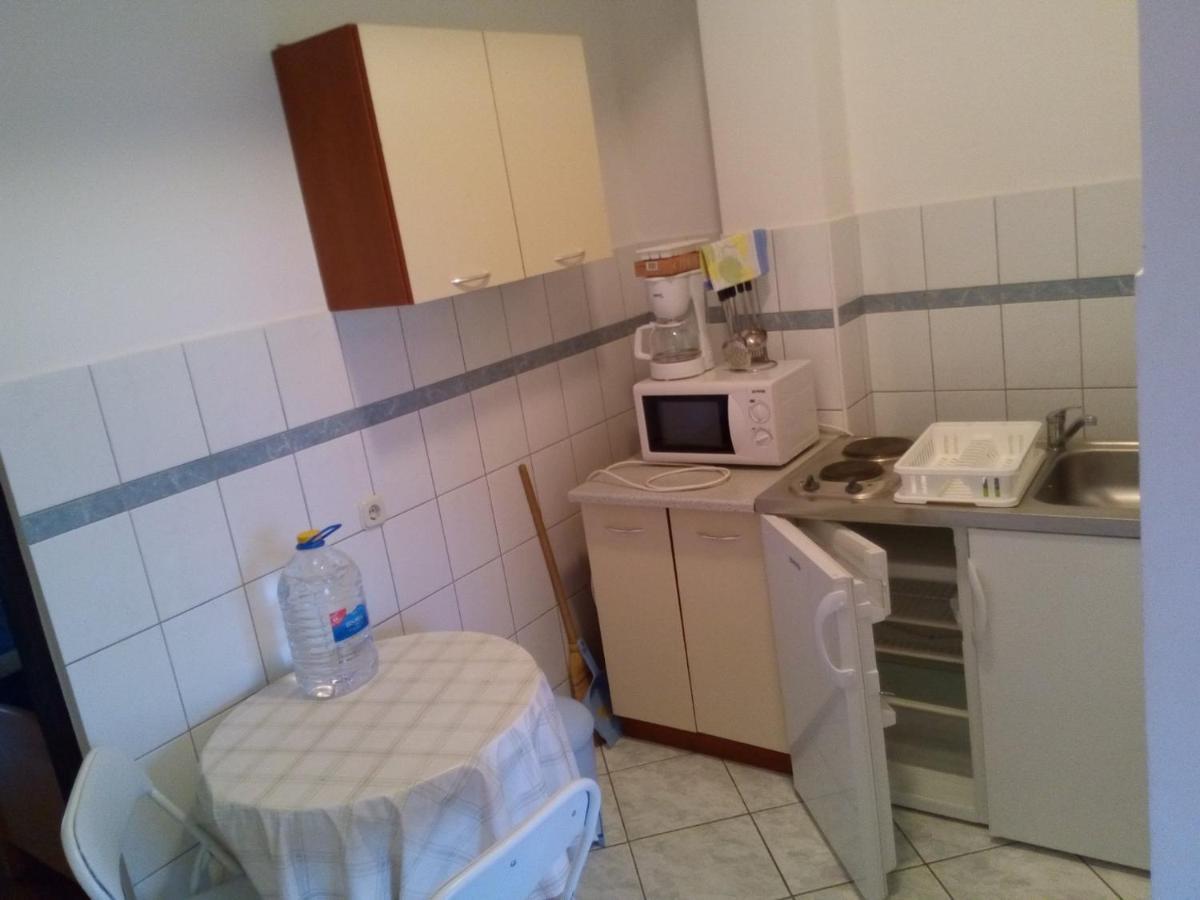 Maslina Apartment วีร์ ภายนอก รูปภาพ